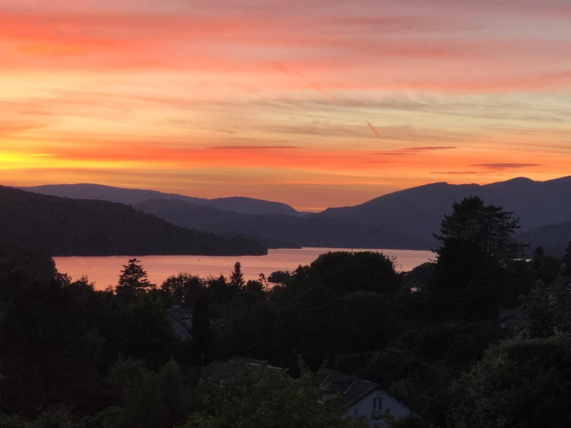 Hazelrigg Villa Bowness-on-Windermere Exterior photo